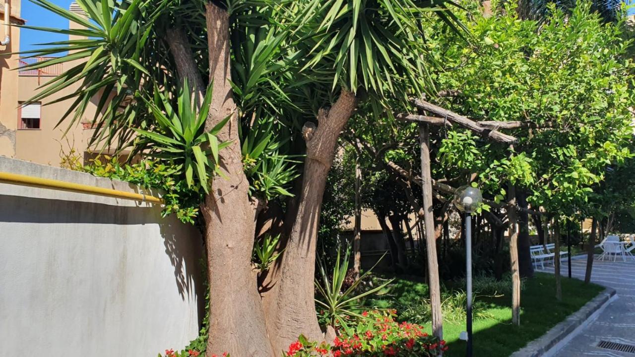 Maria Maddalena Holiday House Vico Equense Bagian luar foto